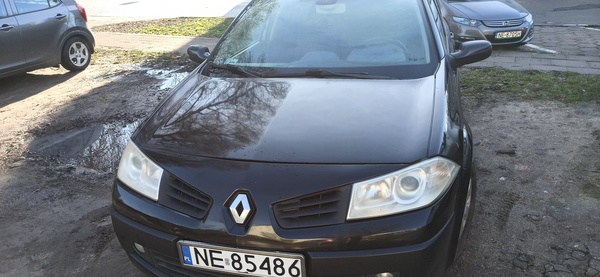 Elbląg 🚗 Sprzedam Renault Megane II 1.6 Benzyna – Komfort, Bezpieczeństwo, Niski Przebieg!