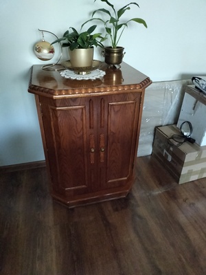 Elbląg MEBLE BYDGOSKIE, DREWNO I OKLEINA DĘBOWA NATURALNA. BLATY ODNOWIONE. 2 SZAFKI, KOMODA 125 CM. , WITRYNĘ SZKLANĄ