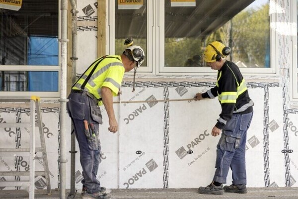 Elbląg POSZUKUJĘ  DOŚWIADCZONEJ  EKIPY  DO WYKONANIA ELEWACJI  OK.250 M2  Z WEŁNY I