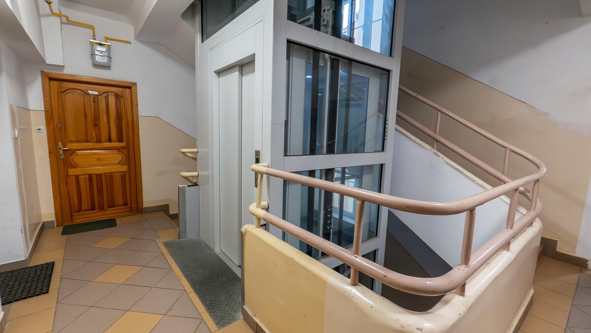 Elbląg TO MY SPRZEDAJEMYNIERUCHOMOŚCI W TYM MIEŚCIEBIURO NIERUCHOMOŚCIAMERICAN HOMEFOR SALE - 3 POKOJE -