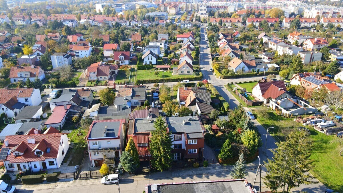 Elbląg TO MY SPRZEDAJEMYNIERUCHOMOŚCI W TYM MIEŚCIEBIURO NIERUCHOMOŚCIAMERICAN HOMEFOR SALE - DOM - FIRLEJA