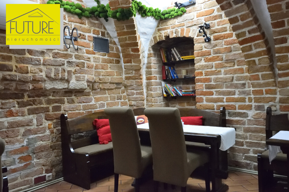 Elbląg FUTURE NIERUCHOMOŚCISprzedam komercyjny - Elbląg ul. Garbary LOKAL GASTRONOMICZNY Z PEŁNYM