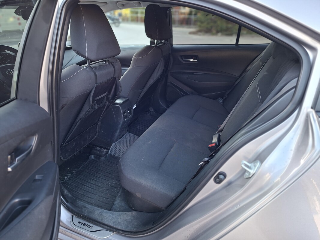 Elbląg Sprzedam hybrydową Toyotę Corollę 1.8,rocznik 2019.Wersja Comfort z pakietem protection, tech i style. Przebieg