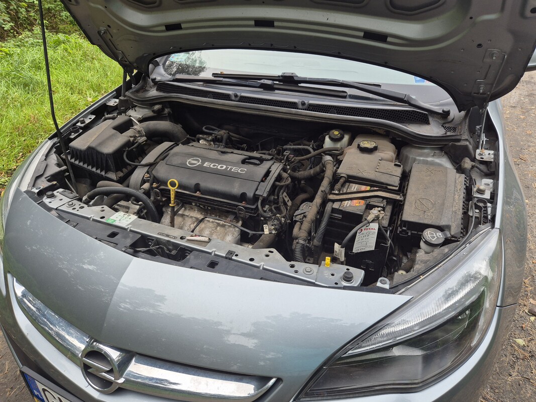 Elbląg Opel Astra J 1,6 benzyna, 2013,pierwszy właściciel, serwisowany, tempomat, czujniki parkowania, bezwypadkowy.