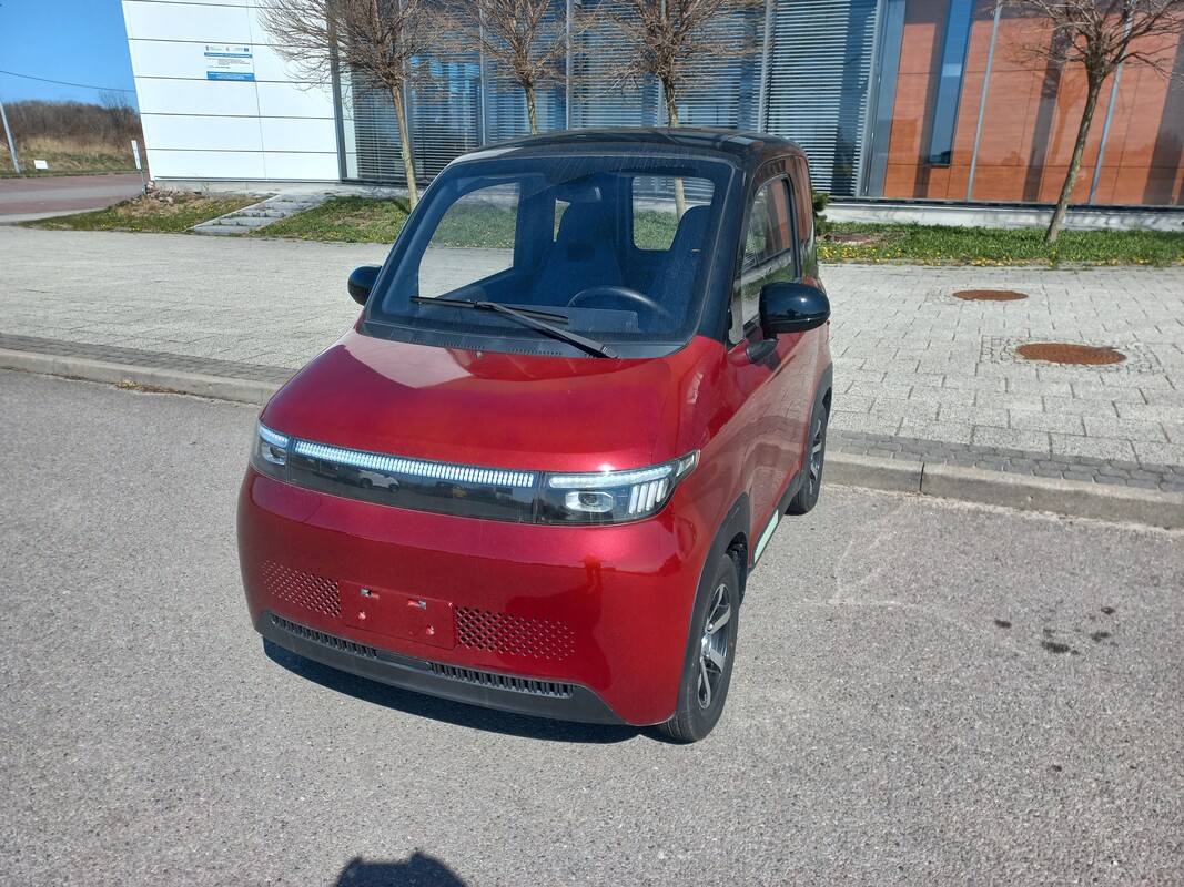 Elbląg Sprzedam samochód elektryczny - czterokołowiec lekki - Yunlong LH-Q.. rok produkcji 2024,pierwsza