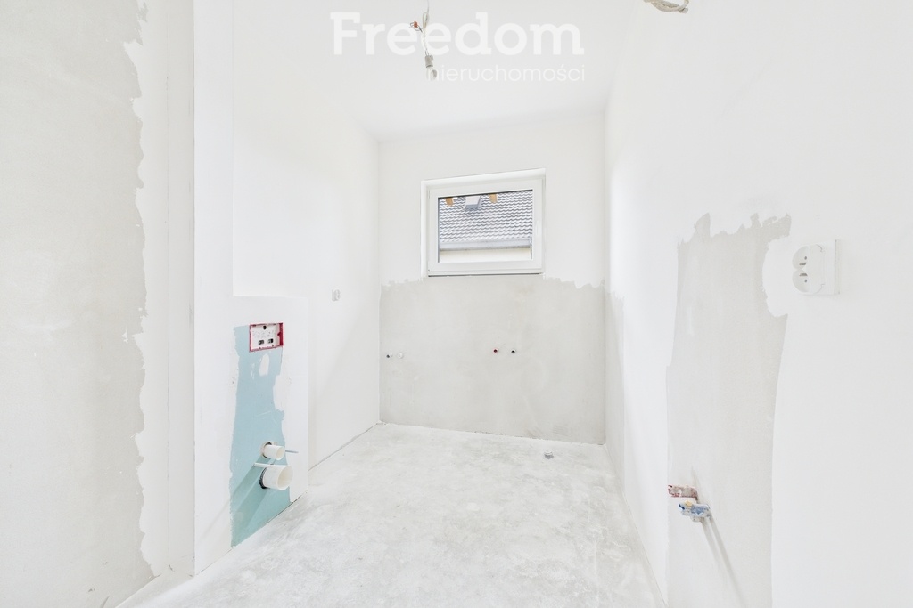 Elbląg FREEDOM NIERUCHOMOŚCISprzedam dom - Orłowo, Żuławska. Oferuję na sprzedaż jednopiętrowy dom wolnostojący