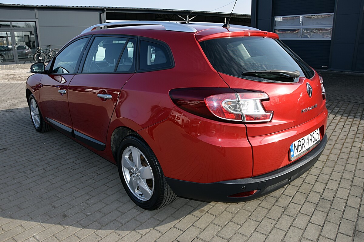 Elbląg Renault Megane Kombi 1.9 Diesel, 2009 – Komfort, styl i niezawodność! 🚗✨Samochód w