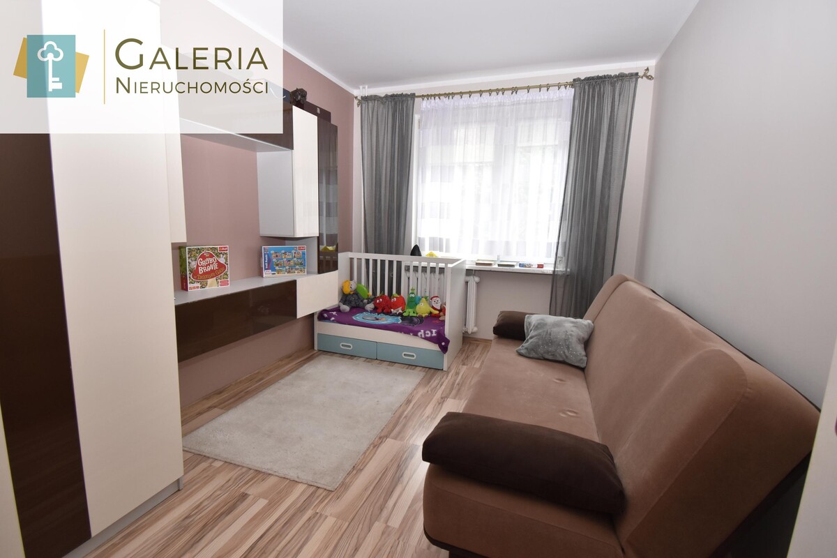 Elbląg GALERIA NIERUCHOMOŚCIZ pasji i miłości do nieruchomościNa sprzedaż: W pełni wyposażone, trzypokojowe mieszkanie