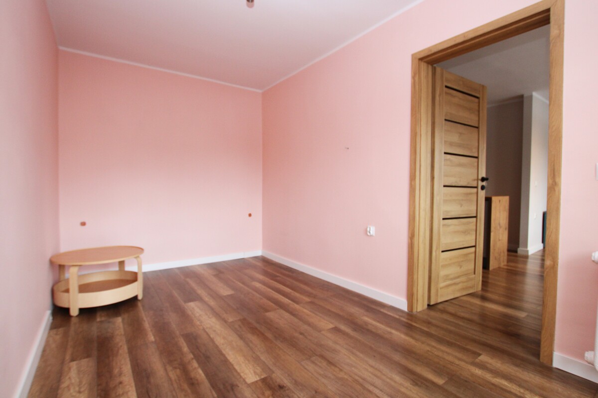 Elbląg NIERUCHOMOŚCI ANNA KRASZEWSKA Dwa pokoje po generalnym remoncie w centrum miasta***umeblowanie w