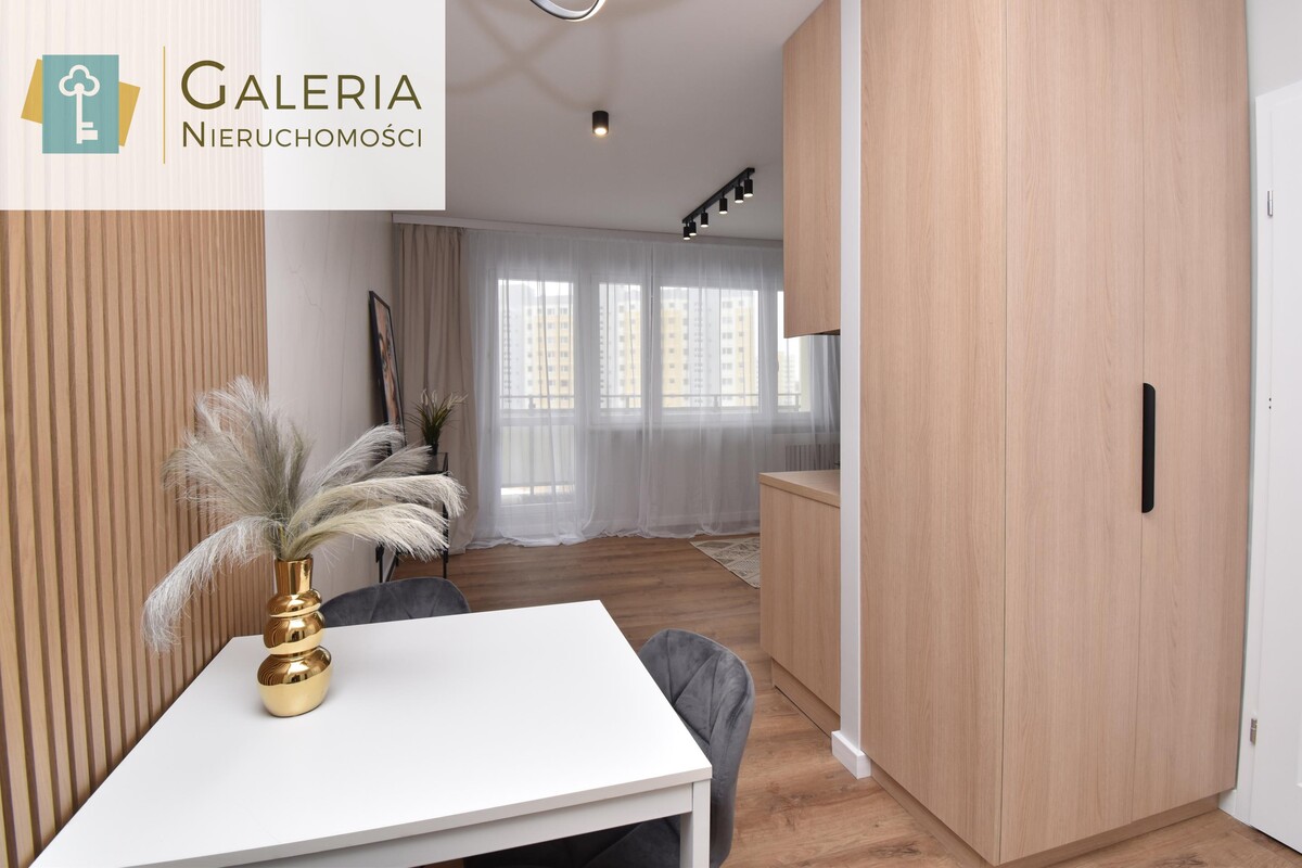Elbląg GALERIA NIERUCHOMOŚCIZ pasji i miłości do nieruchomościNa sprzedaż: Wyremontowane czteropokojowe