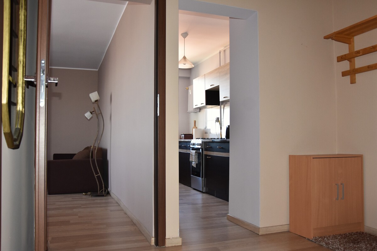 Elbląg REZERWACJAATUT NIERUCHOMOŚCI poleca z nową cenąMIESZKANIE z PIĘKNĄ PANORAMĄ MIASTA. Elbląg ul. Piechoty.