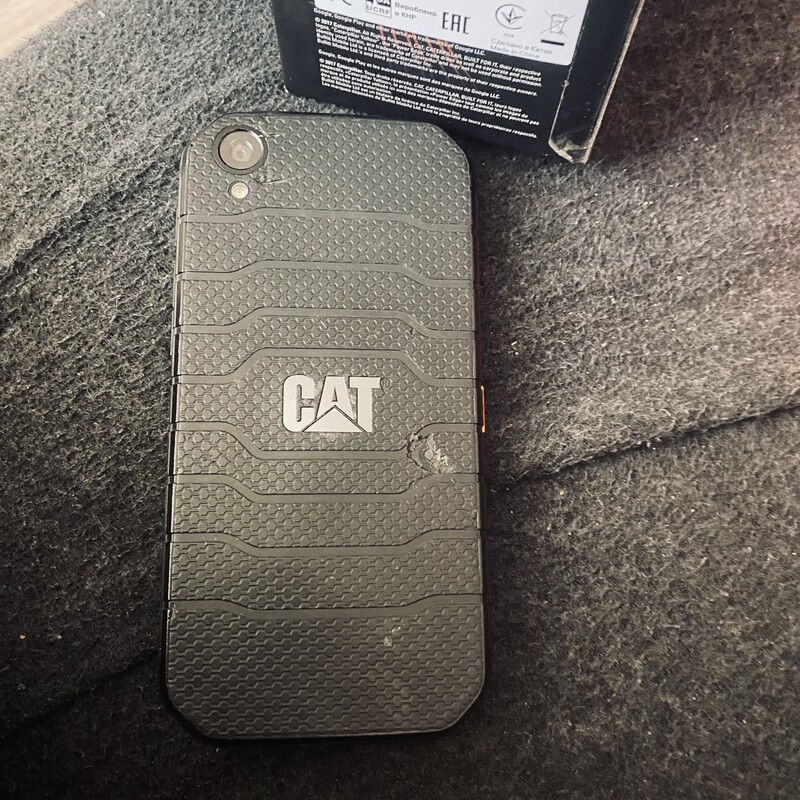 Elbląg Smartfon IPhone X
Bateria na poziomie 75 %. Stan bardzo dobry. Zawsze używany był w etui.