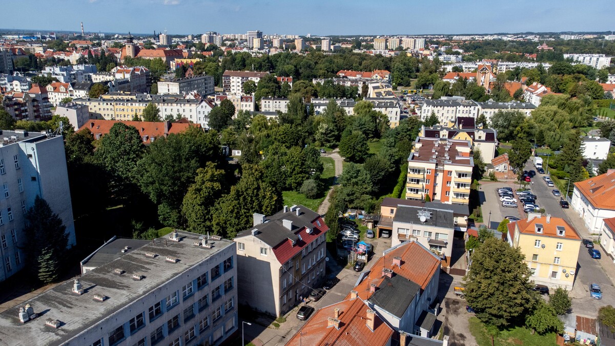 Elbląg TO MY SPRZEDAJEMYNIERUCHOMOŚCI W TYM MIEŚCIEBIURO NIERUCHOMOŚCIAMERICAN HOMEFOR SALE - 2 POKOJE - POLNA