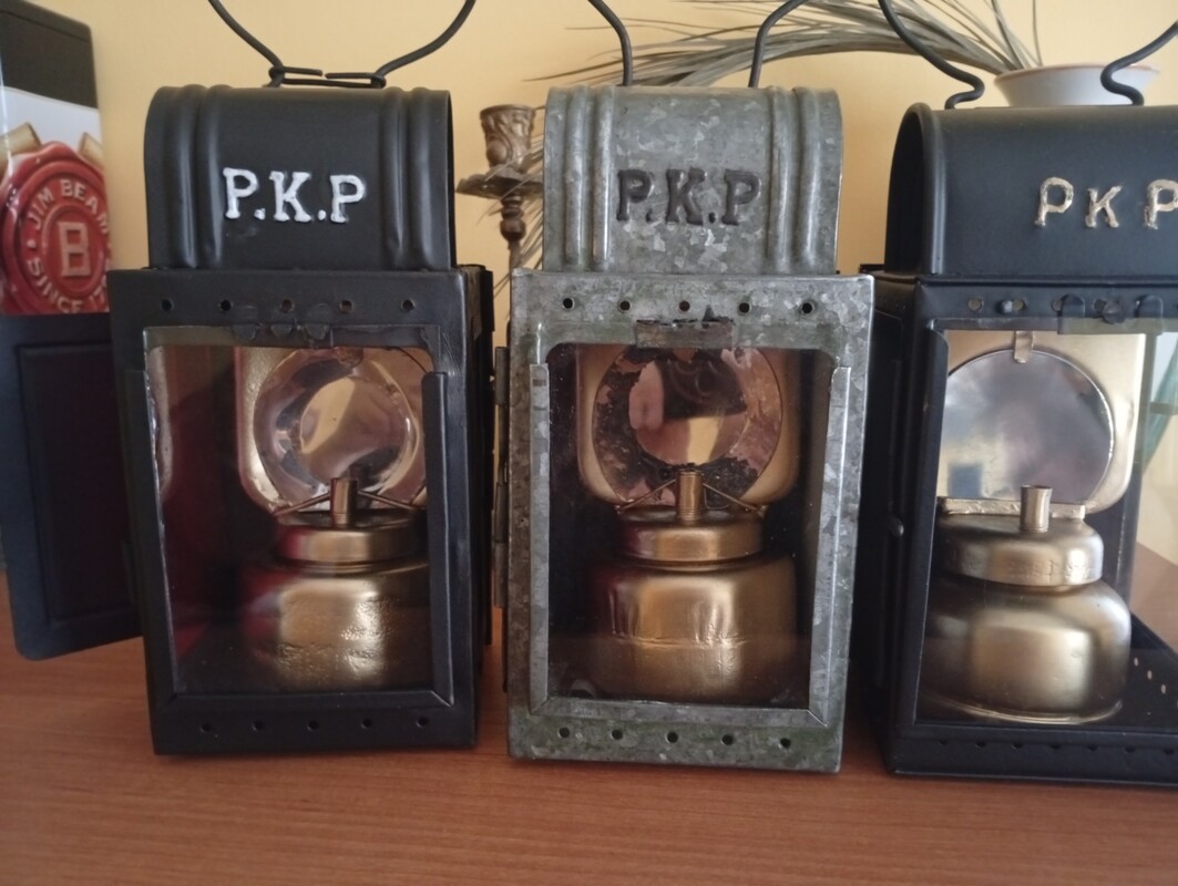 Elbląg Sprzedam 4 lampy konduktorskie PKP po renowacji atrakcyjny wygląd do kolekcji lub wystroju wnętrza zabytki PRL