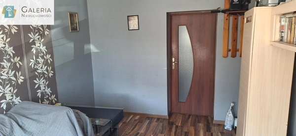 Elbląg GALERIA NIERUCHOMOŚCIZ pasji i miłości do nieruchomościNa sprzedaż: Trzy pokojowe mieszkanie na parterze z
