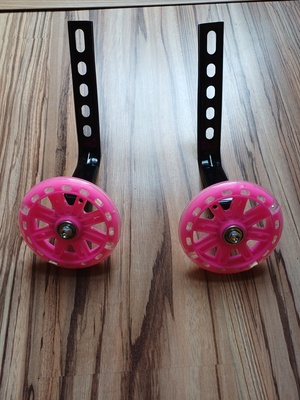 Elbląg Kółka boczne do roweru LED średnica 11 cm stan doskonały jak nowe