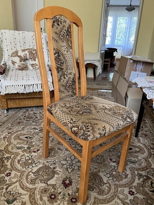 Elbląg Sprzedam 4 krzesła tapicerowane za wszystkie 50zł, 2 fotele  50zł za wszystkie, wersalka 50zł, meblościanka PRL