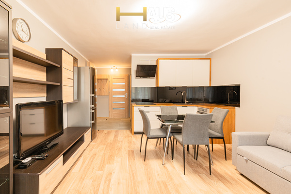 Elbląg ELBLĄG UL. WYCZÓŁKOWSKIEGOPOWIERZCHNIA 40 M2 2 POKOJE BALKON, PIWNICA GOTOWE DO ZAMIESZKANIA