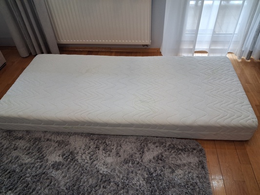 Elbląg Sprzedam&nbsp; Materac PLUS S95 90x200 &ndash; średnio twardy | 18 cm | sprężyny kieszeniowe&nbsp; | 7 stref