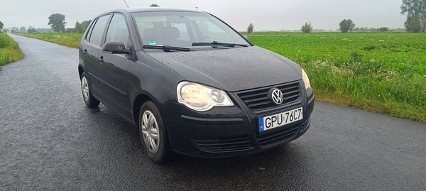 Elbląg Sprzedam Volkswagen polo 1.2 benzyna. Więcej informacji na telefon.