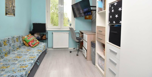 Elbląg DOM NIERUCHOMOŚCIOFERUJEMY NA SPRZEDAŻMIESZKANIE 2&nbsp; POKOJOWEPow&nbsp; 30 m2Ul. RobotniczaKUP MIESZKANIE