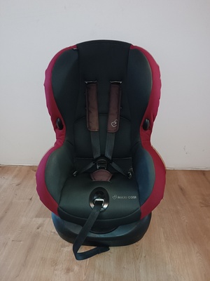 Elbląg Sprzedam fotelik samochodowy 9-18kg
Maxi-Cosi