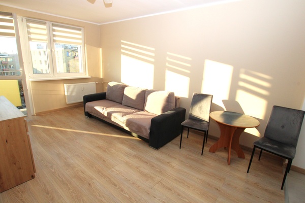 Elbląg NIERUCHOMOŚCI ANNA KRASZEWSKA&nbsp; Urządzone mieszkanie jednopokojowe w centrum&nbsp; ul. Robotnicza