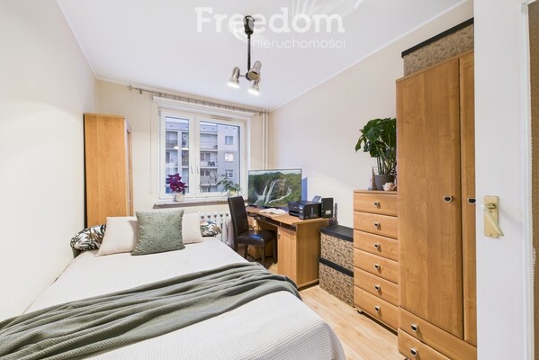 Elbląg FREEDOM NIERUCHOMOŚCISprzedam mieszkanie - Elbląg, Fromborska.&nbsp;Na sprzedaż ustawne mieszkanie 3-pokojowe o