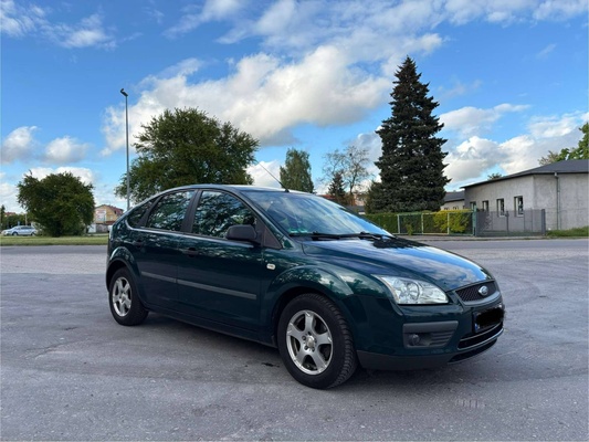 Elbląg Ford Focus samochód osobowy, posiada webasto ( nie trzeba skrobać przedniej szyby i bocznych)
Samochód posiada
