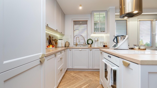 Elbląg TO MY SPRZEDAJEMYNIERUCHOMOŚCI W TYM MIEŚCIEBIURO NIERUCHOMOŚCIAMERICAN HOMEFOR SALE - 3 POKOJE -