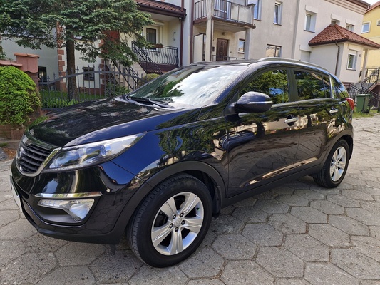 Elbląg Kia Sportage1.6 BenzynaModel 2013Klimatronik184 tys kmKupiona w Polskim Salonie