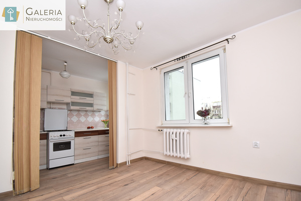 Elbląg GALERIA NIERUCHOMOŚCIZ pasji i miłości do nieruchomościNa sprzedaż:&nbsp; &nbsp; Trzypokojowe mieszkanie przy