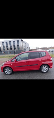 Elbląg Sprzedam honda jazz 2007 r stan bardzo dobry wsiadać i jezdzic. Małe spalanie. Auto dostępne w elblagu. więcej