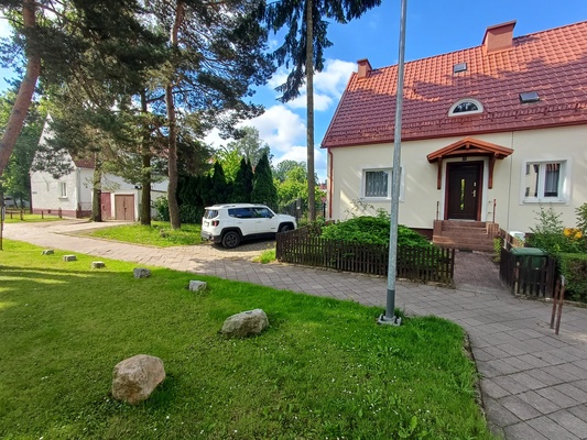 Elbląg Agencja Nieruchomości CENTRUMWYJĄTKOWA OFERTA !Na sprzedaż dom w zabudowie bliźniaczej 120 m2 z działką
