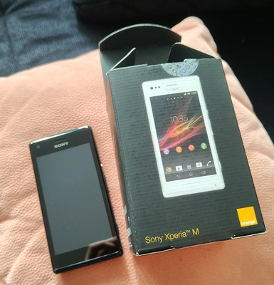 Elbląg Sprzedam Sony Xperia M 
Telefon w idealnym stanie brak śladów użytkowania 
Idealny do uzupełnienia kolekcji