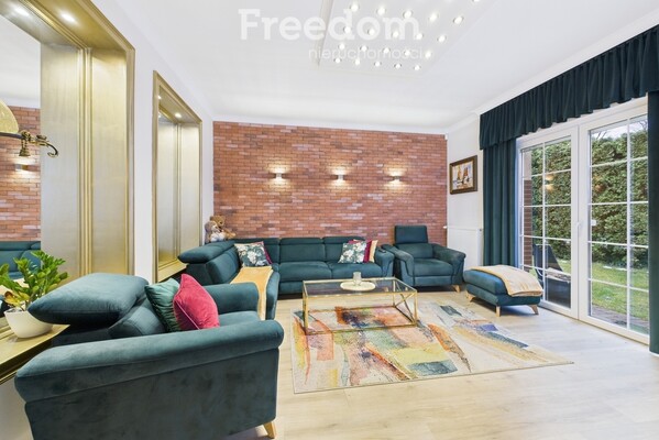 Elbląg FREEDOM NIERUCHOMOŚCIWynajmę dom - Elbląg, Zofii Nałkowskiej. Przestronny dom na wynajem – Elbląg, ul.