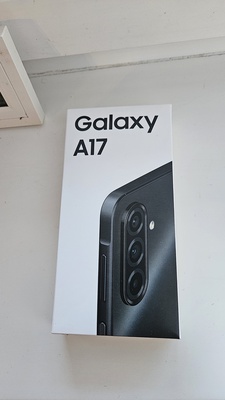 Elbląg SPRZEDAM Smartfon SAMSUNG Galaxy A17 4/128GB 6.7 90Hz Czarny SM-A175F/DSB.
Sprzęt pochodzi z polskiej