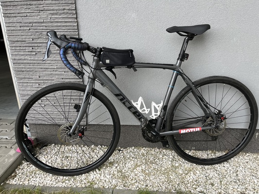 Elbląg Sprzedam rower grawel.
Osprzęt Shimano Sora
Hamulce tarczowe mechaniczne
Rama aluminiowa
Użytkowany przed dwa