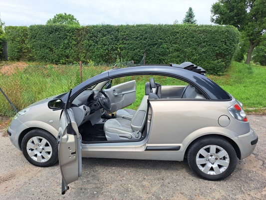 Elbląg Sprzedam Citroen C3 Pluriel. 2004 rok. 1.6 benzyna, automat. Przebieg 121600 km. Stan bardzo dobry, zadbany.
