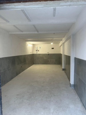 Elbląg WYNAJMĘ GARAŻ z PRĄDEM (siła)Garaż znajduje się przy ul. Stawidłowej w ElbląguWymiary: dł.7,5m szer.3m - 22,5