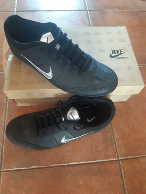 Elbląg Alexander buty Nike, model sportowy. Założone jeden raz, san idealny. Przeznaczenie na cały rok. Uniwersalne