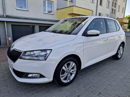 Elbląg Skoda Fabia1.0 BenzynaRok produkcji 2020AlufelgiKupiona w Polskim Salonie