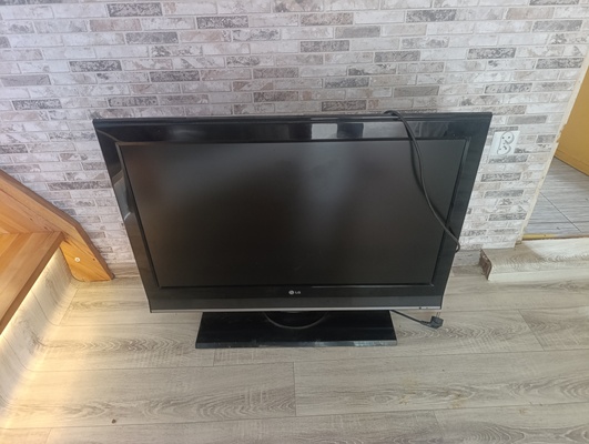 Elbląg Oddam za czekolade sprawny telewizor.