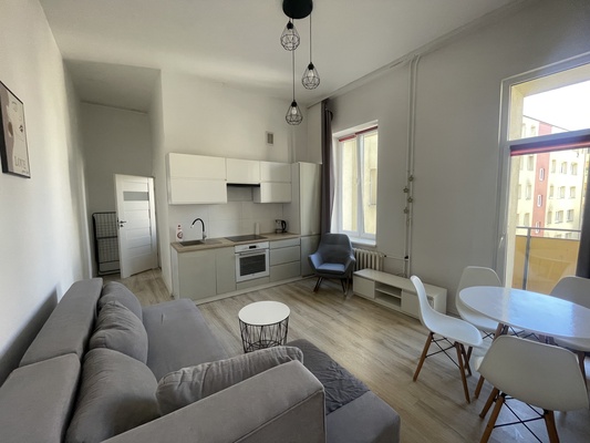 Elbląg Wynajmę dwupokojowe mieszkanie od zaraz - balkon- centralne ogrzewanie- blisko starego miasta