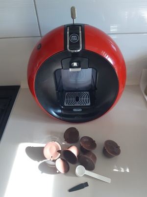 Elbląg Witam, sprzedam kapsułkowy ekspres do kawy firmy delonghi, dolce gusto (kapsułki pasują różnych firm) mało