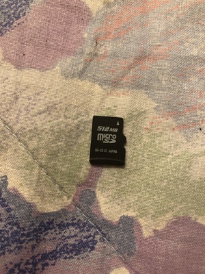 Elbląg Sprzedam karte Micro SD o pojemności 512 MB. Karta kupiona, odpakowana i nigdy nie używana. Polecam! Stan