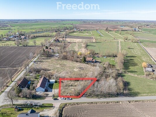 Elbląg FREEDOM NIERUCHOMOŚCISprzedam działkę - Jezioro. Oferuję na sprzedaż atrakcyjną działkę budowlaną położoną