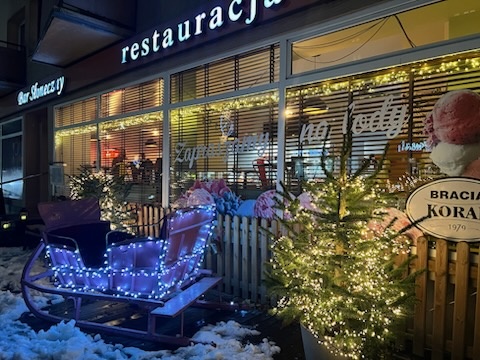 Elbląg Restauracja BAR SŁONECZNY (mamy czynne od 11.30-18.00 ) nawiążemy współpracę zz&nbsp; osobą do obsługi&nbsp;