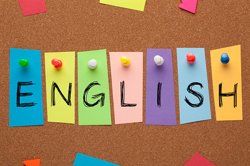 Elbląg Nauczycielka języka angielskiegoudzieli lekcji online:- powtórzenie przed egzaminem  ósmoklasisty- pomoc w