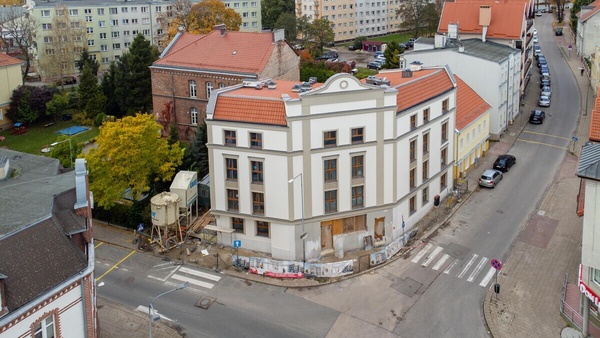 Elbląg   AMERICAN HOMEBIURO NIERUCHOMOŚCIKAMIENICA SŁONECZNA PARK 42,49 m2 2 POKOJETO MY SPRZEDAJEMYNIERUCHOMOŚCI